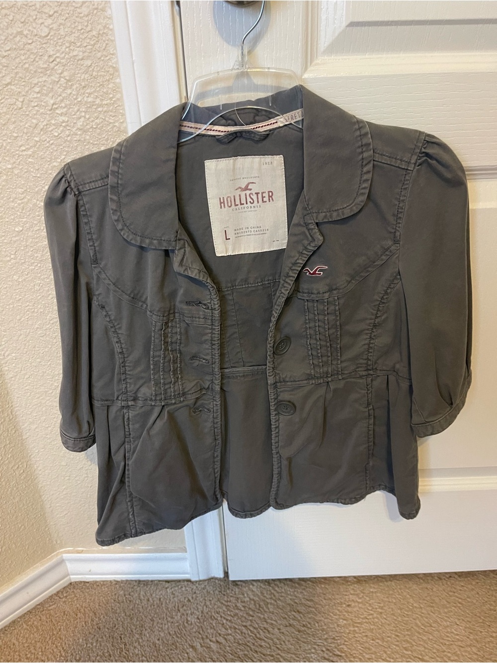 Hollister Cropped Short-Sleeve Utility Blazer in Gray